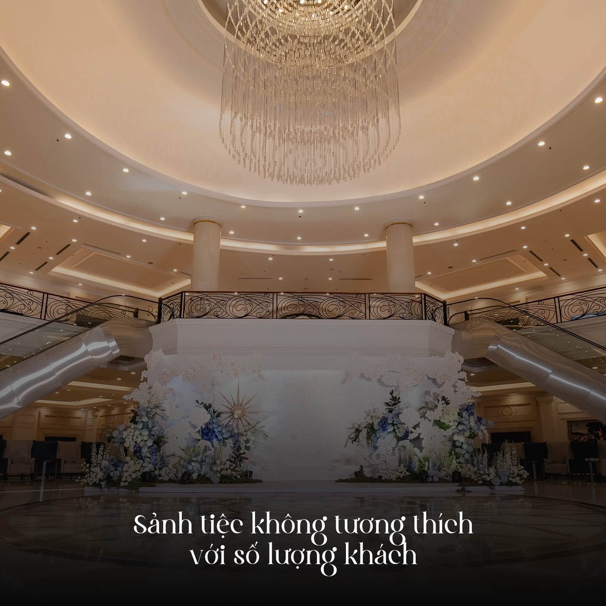 Bố trí sảnh tiệc cưới và không gian bàn tiệc