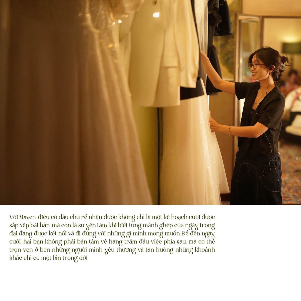 Wedding Planner kiểm tra váy cưới và theo sát khâu chuẩn bị trong ngày cưới